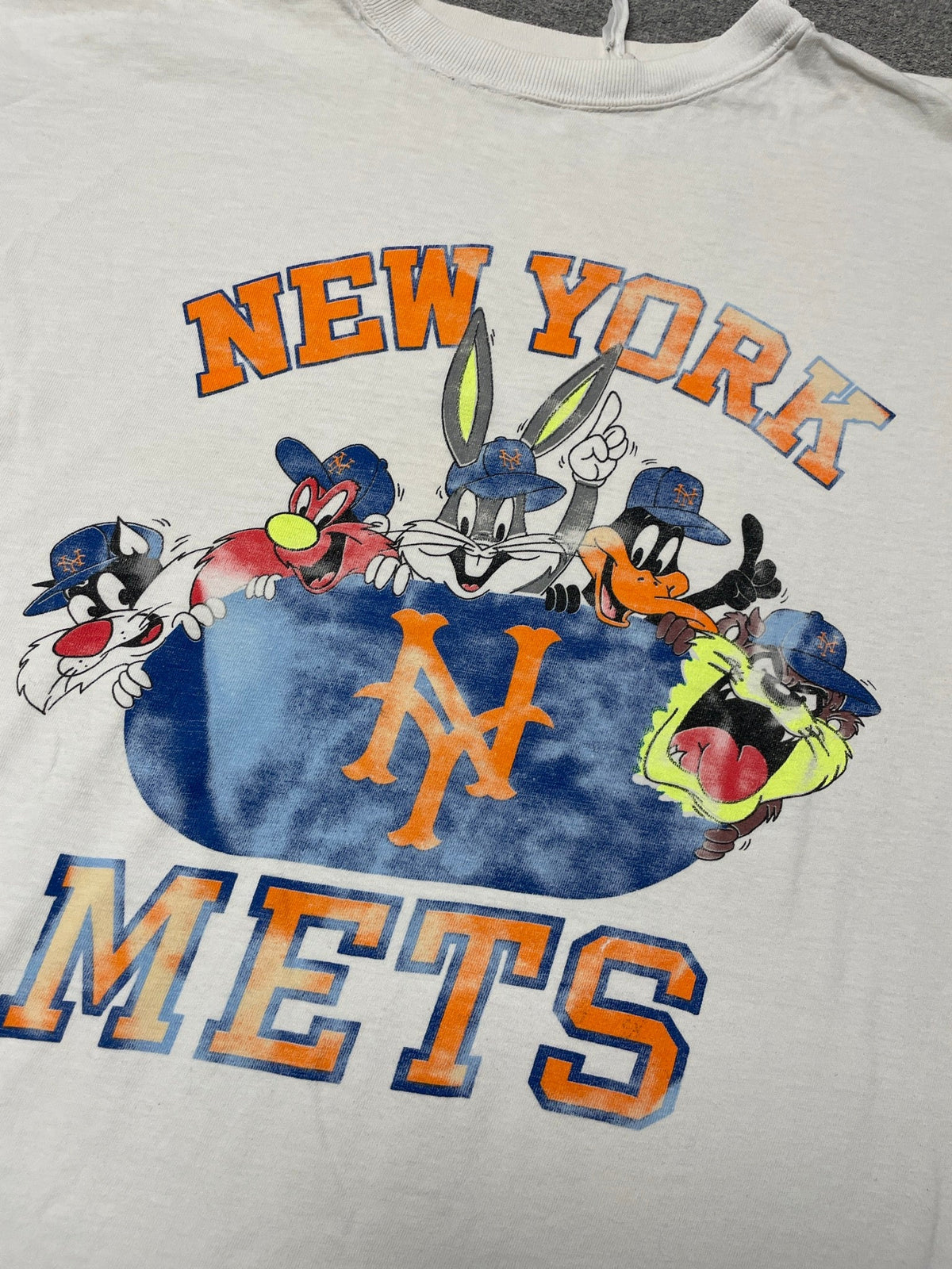 Vintage 90s New York Mets MLB Looney Tunes T-Shirt