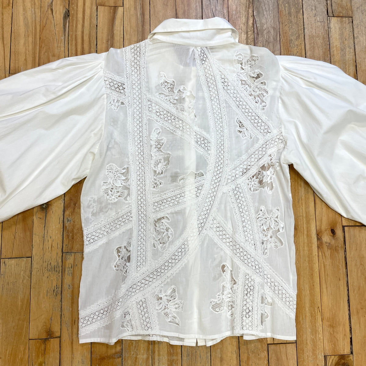 @Oscar de la Renta Vintage Designer Lace Blouse Tops Public Butter 